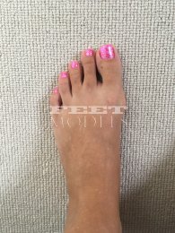 Feet modelka