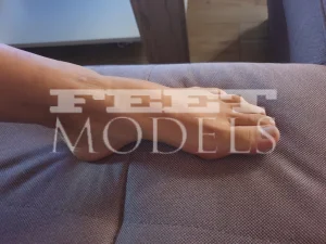 Feet modelka