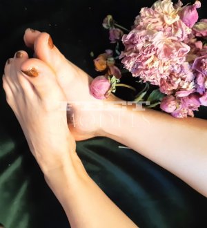 Feet modelka