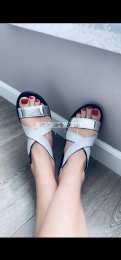 Feet modelka