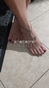 Feet modelka
