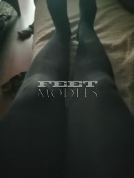 Feet modelka
