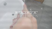 Feet modelka