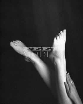 Feet modelka