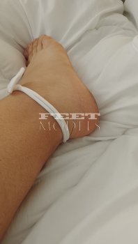 Feet modelka