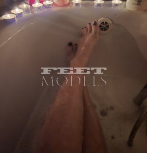Feet modelka