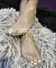 Feet modelka