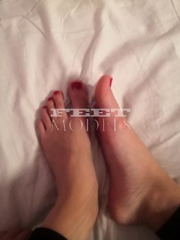 Feet modelka